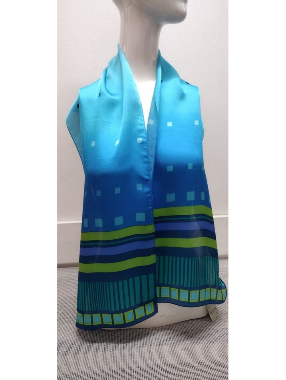 Elanie Gold Vintage Silk Blue Scarf XIIX Blues Green Geometric NEW TAG NORDSTROM